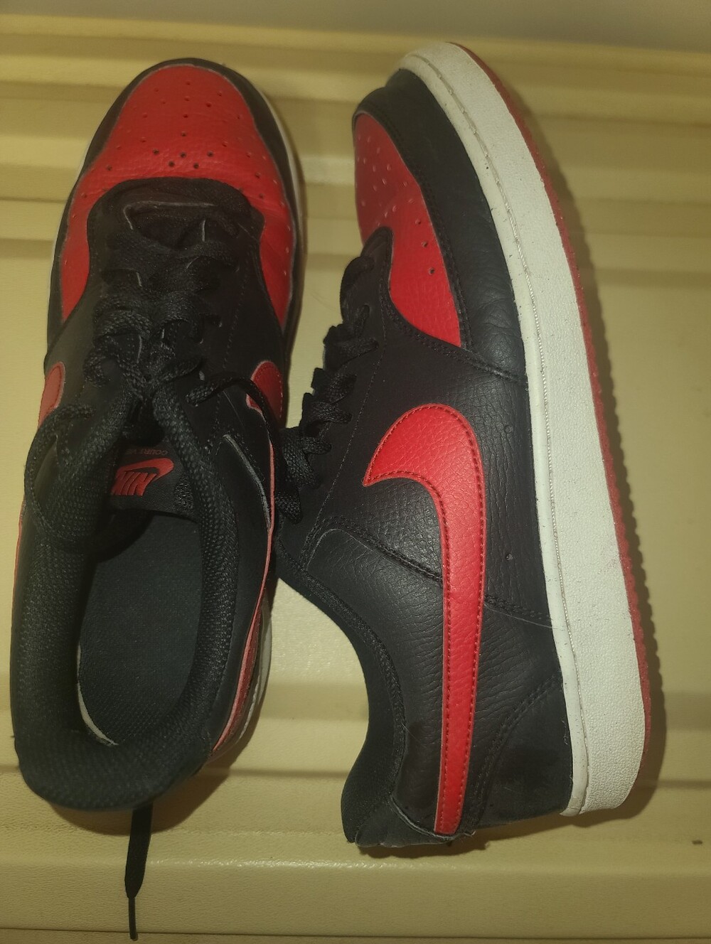 Nike Black & Red Low-Top Leather Sneakers
